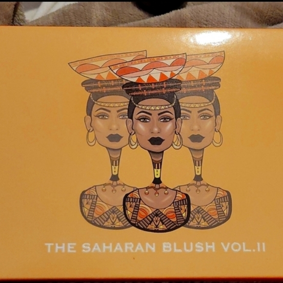 Juvias Place Bundle! - Picture 2 of 8